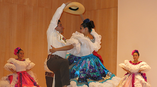 21/11/2014 Colombia brilló en Zaragoza de la mano de Fundación Juan Bonal.