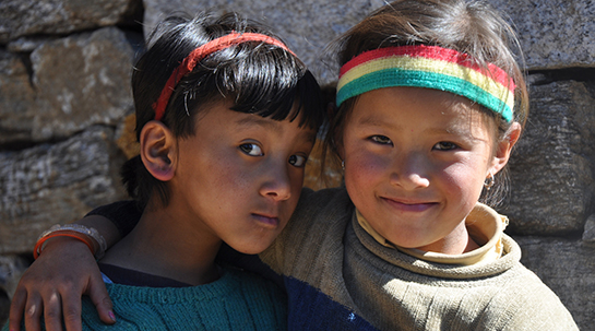 04/09/2015 Campaña para el apadrinamiento de 19 niños de Nepal: inicios de las Hermanas sobre el terreno.