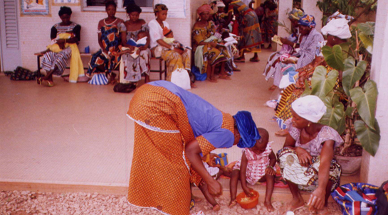 17/01/2014 Un día en la Comunidad de las Hermanas de la Caridad de Santa Ana en Komborodougou.